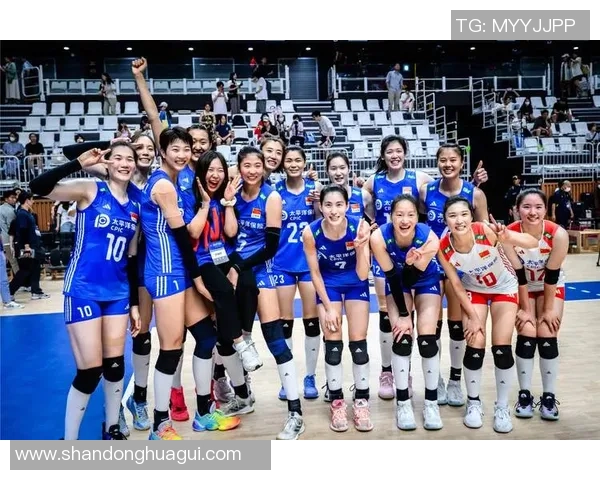 2015年世界女排大奖赛中国女排对阵美国女排精彩回顾与赛况分析 2015年世界女排大奖赛中国女排对阵美国女排精彩回顾与赛况分析